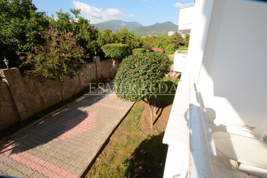 Alanya  Oba  Mah  Oba  Valley  Court  Sitesinde  2+1 Daire