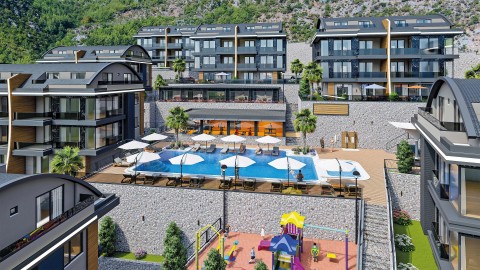 Alanya Tepe'de Vatandaşlığa Uygun 4+1 Satılık Daire