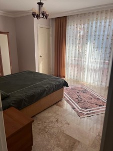 Alanya Mahmutlar'da  Havuz  Manzaralı Satılık 2+1 Eşyalı Daire