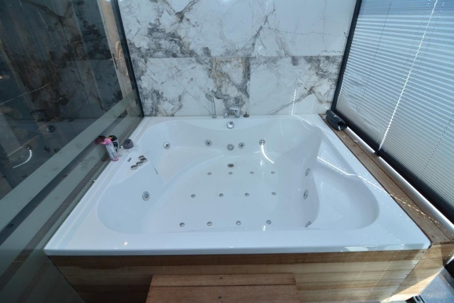 Alanya  Dinek  Mah Lüks  6+2 Satılık Villa